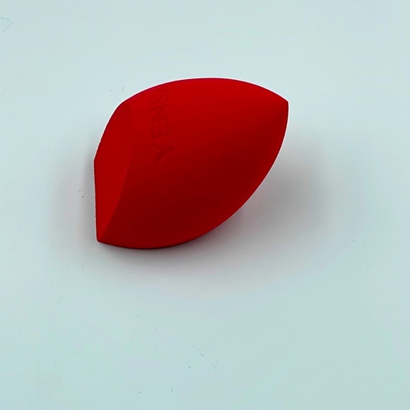 Yensa Skin On Skin Beauty Sponge (NWT) - Picture 1 of 6